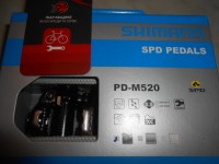 Контактні педалі Shimano PD-M520 чорні з шипами - 2100 грн