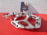 Педалі Race Face Atlas 22, колір срібний - 6650 грн