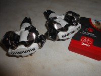 Контактні педалі Shimano PD-M520 білі з шипами - 2100 грн