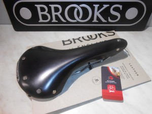Сідло Brooks Swallow B15 Black Chrome - 7200 грн