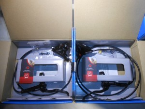 Комплект гальм Shimano MT200-UR300 перед + зад - 3500 грн