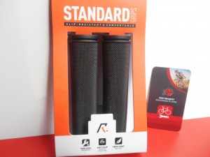 Гріпси гумові чорні Ready For Race Standart - 330 грн