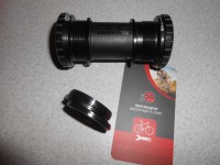 Каретка SRAM DUB ENGLISH 68-73 мм BSA - 1680 грн