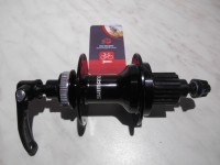 Задня Shimano FH-MT500 CenterLock 32 от 135 мм 12 шв - 2380 грн