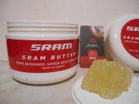 Засіб догляду SRAM Butter за вилками, 20 грамів - 160 грн