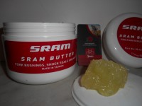 Засіб догляду SRAM Butter за вилками, 20 грамів - 160 грн