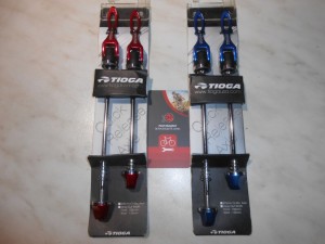 Комплект ексцентриків Tioga CNC Curved QR сині, червоні - 500 грн