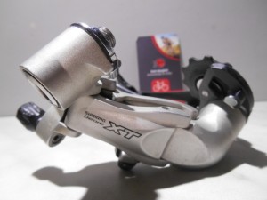 Перемикач задній Shimano Deore XT RD-M760 - 1860 грн