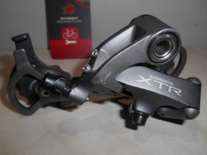 Перемикач задній Shimano Deore XTR RD-M952 - 2350 грн